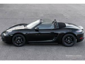 Image 3/30 of Porsche 718 Boxster (2016)