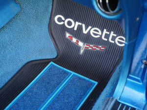 Image 39/50 of Chevrolet Corvette Stingray (1968)