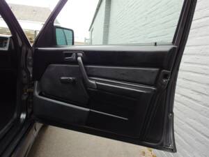 Immagine 53/98 di Mercedes-Benz 190 E 2.3-16 (1985)