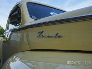 Image 22/50 of Lincoln Zephyr (1947)