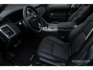 Image 2/39 of Land Rover Range Rover Sport P400e PHEV (2020)