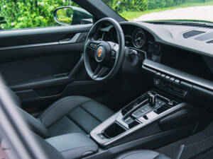 Imagen 49/61 de Porsche 911 Carrera S (2024)