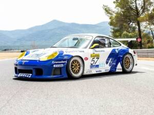 Imagen 4/18 de Porsche 911 GT3 R (2000)