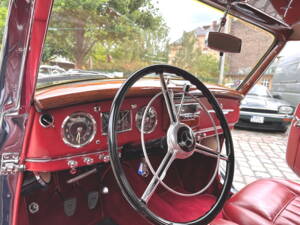 Image 27/53 of Mercedes-Benz 220 Coupe (1955)