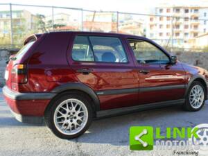 Bild 6/10 von Volkswagen Golf III 2.8 VR6 (1993)