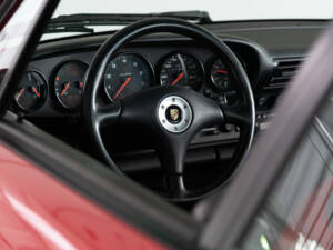 Imagen 26/46 de Porsche 911 Carrera RS (1995)