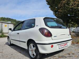 Image 10/25 de FIAT Bravo 1.2 SX (2001)