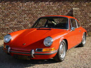 Image 46/50 of Porsche 911 2.2 T (1971)