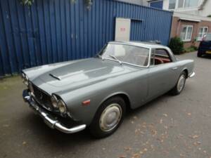 Image 3/50 de Lancia Flaminia GT Touring (1960)