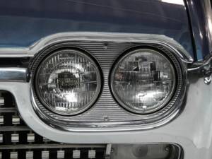 Afbeelding 13/15 van Ford Thunderbird (1962)