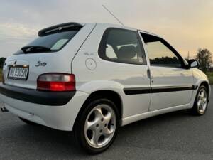 Image 17/78 of Citroën Saxo 1.6i VTS (1999)