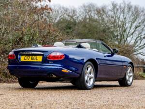 Bild 4/44 von Jaguar XK8 4.0 (2000)