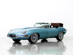 Bild 4/60 von Jaguar E-Type 4.2 (1967)