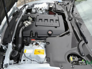 Image 14/50 de Jaguar XK 4.2 (2006)