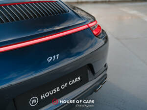 Image 11/44 of Porsche 911 Carrera 4S (2016)