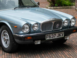 Bild 8/37 von Daimler Double Six (1990)