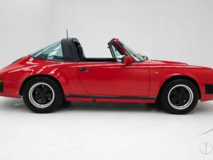 Immagine 9/15 di Porsche 911 Carrera 3.2 (1986)