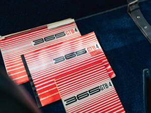 Image 22/30 de Ferrari 365 GTB&#x2F;4 Daytona (1973)