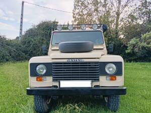 Bild 2/23 von Land Rover 110 (1990)