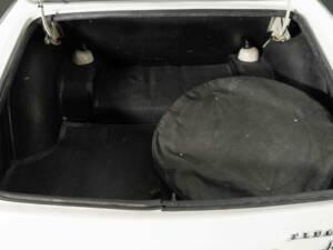 Bild 17/19 von Peugeot 404 Injection (1966)