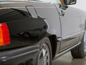 Image 7/20 of Mercedes-Benz 560 SL (1987)