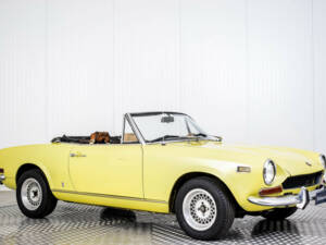 Image 12/50 of FIAT 124 Spider CS1 (1973)