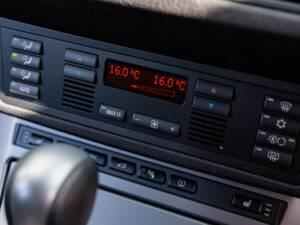 Immagine 19/31 di BMW X5 3.0i (2004)