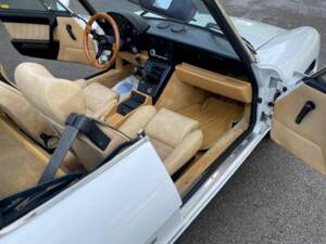 Bild 16/18 von Alfa Romeo 2.0 Spider (1991)