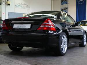 Immagine 12/44 di Mercedes-Benz SLK 230 Kompressor (2003)