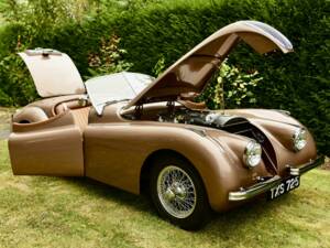 Immagine 18/50 di Jaguar XK 120 OTS (1950)