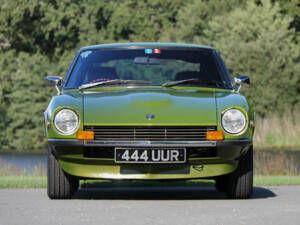 Image 6/40 of Datsun 240 Z (1972)