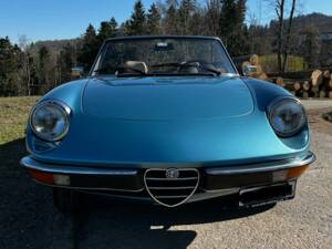 Afbeelding 2/9 van Alfa Romeo 2000 Spider Veloce (1981)