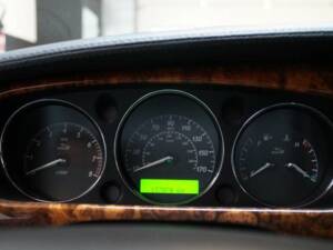 Image 45/50 of Jaguar XJ 8 4.2 (2007)