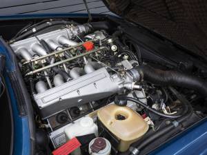 Imagen 24/25 de Aston Martin V8 Zagato Volante (1989)