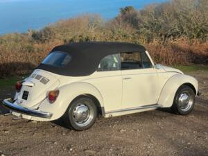 Bild 2/12 von Volkswagen Beetle 1303 LS (1979)