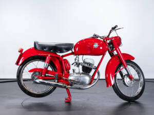 Image 4/24 of MV Agusta DUMMY (1955)