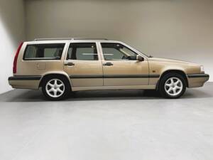 Bild 6/15 von Volvo 850 2.5-10V (1994)