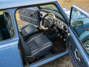 Image 2/12 of Rover Mini Cooper 40 - Limited Edition (1999)