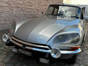 Image 6/68 of Citroën DS 23 Pallas IE (1973)