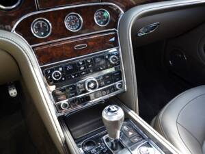 Afbeelding 23/36 van Bentley Mulsanne Speed (2015)