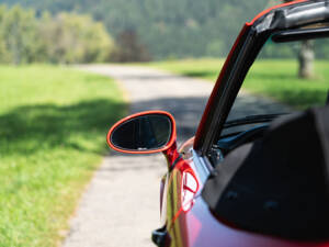 Image 21/30 of Porsche 911 Carrera 2 (1991)