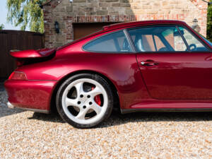 Imagen 9/50 de Porsche 911 Turbo (1995)