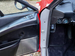 Image 38/50 de Ferrari 308 GTB (1977)