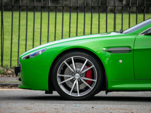 Immagine 42/43 di Aston Martin V8 Vantage (2010)