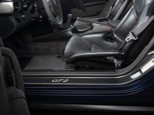 Bild 23/42 von Porsche 911 GT2 (2008)