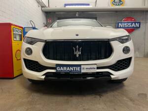 Immagine 3/17 di Maserati Levante S (2017)