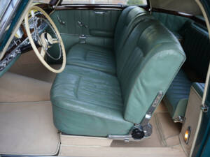 Image 3/50 de Mercedes-Benz 300 S (1953)