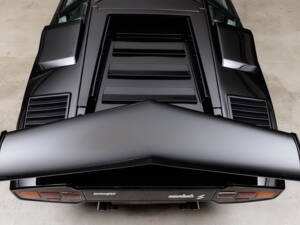 Image 41/50 of Lamborghini Countach LP 400 S (1982)