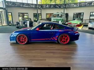 Image 2/6 of Porsche 911 GT3 RS (2010)