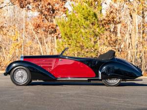 Image 38/39 of Bugatti Typ 57 (1939)